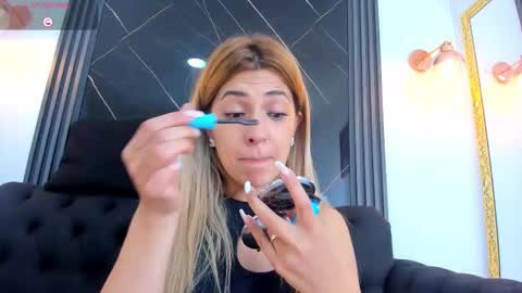 Eva online show from October 7, 2025, 2:58 pm