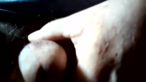 evamale online show from April 13, 2026, 5:51 pm