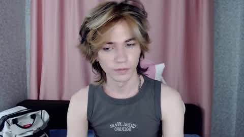 evan_reinhart online show from October 2, 2025, 6:37 pm