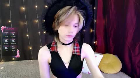 evan_reinhart online show from October 30, 2025, 11:00 am