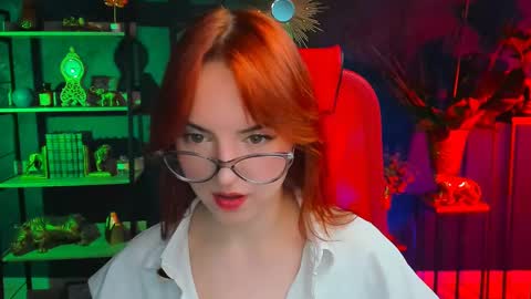 Eva  online show from January 28, 2025, 12:32 pm