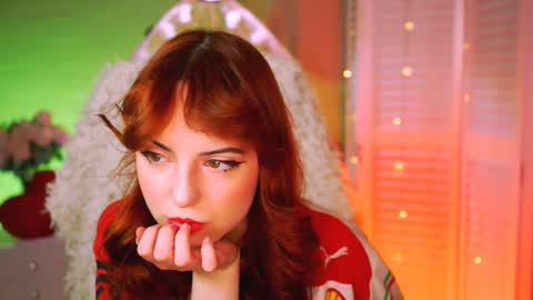 Eva  online show from February 16, 2025, 7:16 pm