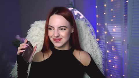 Eva  online show from September 19, 2025, 12:06 pm