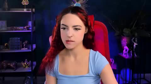 Eva  online show from November 23, 2025, 9:09 am