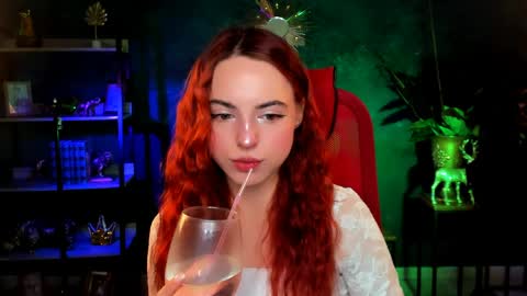 Eva  online show from April 8, 2026, 10:04 am