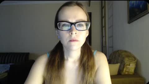Snapshot of evangeline06 chatting on December 3, 2024, 8:05 am YourMistress online show from December 3, 2024, 8:05 am