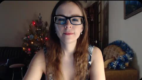 Snapshot of evangeline06 chatting on January 5, 2025, 9:05 am YourMistress online show from January 5, 2025, 9:05 am