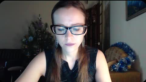 Snapshot of evangeline06 chatting on January 6, 2025, 8:57 am YourMistress online show from January 6, 2025, 8:57 am