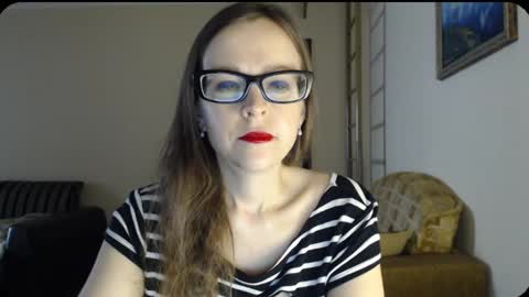 Snapshot of evangeline06 chatting on February 18, 2025, 8:38 am YourMistress online show from February 18, 2025, 8:38 am
