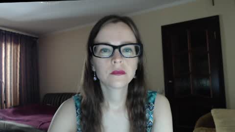 YourMistress online show from May 17, 2026, 8:34 am