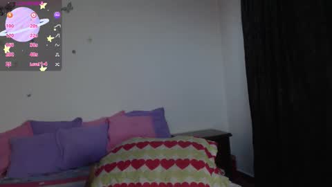 evangeline_lover online show from October 19, 2025, 12:06 pm