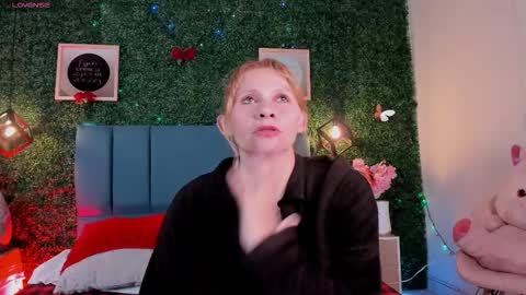 Snapshot of evangelyne_rose chatting on January 17, 2026, 7:50 pm Evangelyne online show from January 17, 2026, 7:50 pm