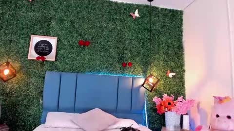 Snapshot of evangelyne_rose chatting on March 3, 2026, 7:20 pm Evangelyne online show from March 3, 2026, 7:20 pm