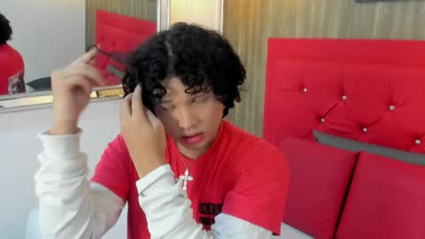 Evann  online show from April 12, 2026, 3:22 am