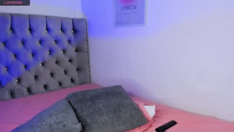 Eva Olimpo online show from April 11, 2026, 2:05 am