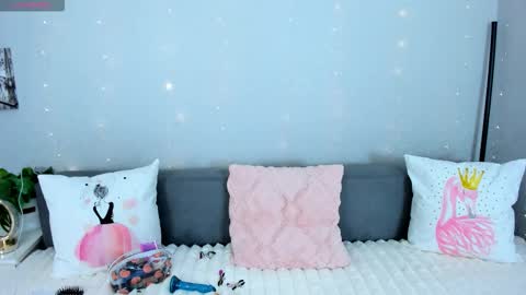 Adelina online show from December 22, 2025, 5:15 am