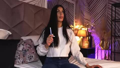 EvaRhea online show from March 23, 2026, 4:27 am