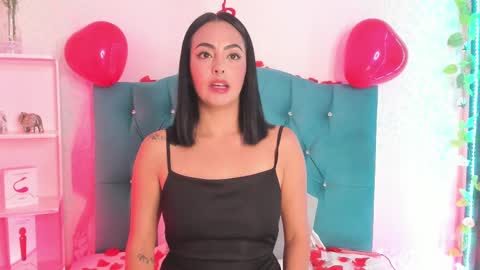 Snapshot of evaritz__ chatting on February 16, 2025, 3:58 am EVARITZ online show from February 16, 2025, 3:58 am