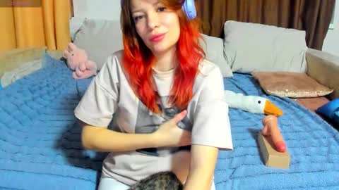 Snapshot of evasunshine18 chatting on February 28, 2026, 1:17 am Eva online show from February 28, 2026, 1:17 am