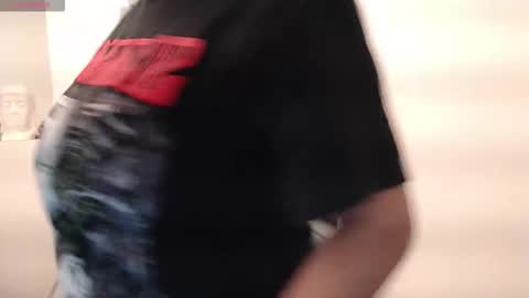 Eva Twiss online show from November 8, 2025, 11:43 am