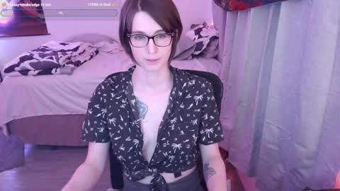 Vivi online show from February 21, 2025, 2:17 am