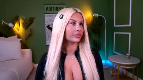 Eva online show from April 13, 2026, 8:53 am