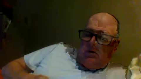 eve1luvsray online show from April 5, 2026, 7:33 pm