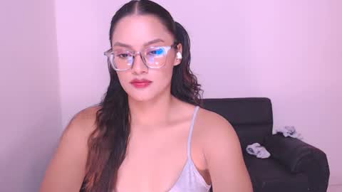 Snapshot of eve_rox18 chatting on January 30, 2025, 7:26 pm Eve Rox18 online show from January 30, 2025, 7:26 pm