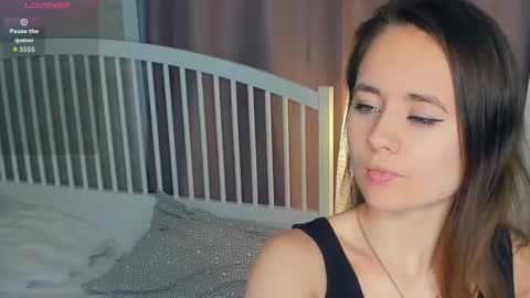 Eva online show from September 24, 2025, 8:17 am