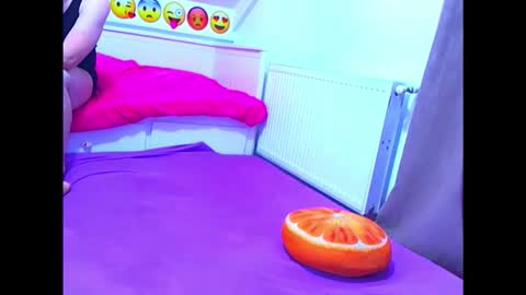 Snapshot of eveandmax chatting on February 13, 2026, 8:05 pm EVEANDMAX online show from February 13, 2026, 8:05 pm