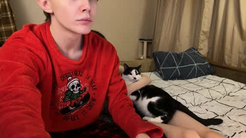 EveRobert online show from January 20, 2025, 2:11 am