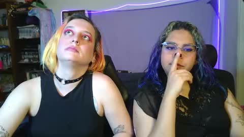 Snapshot of evelan123 chatting on March 13, 2026, 9:10 pm Chulal online show from March 13, 2026, 9:10 pm