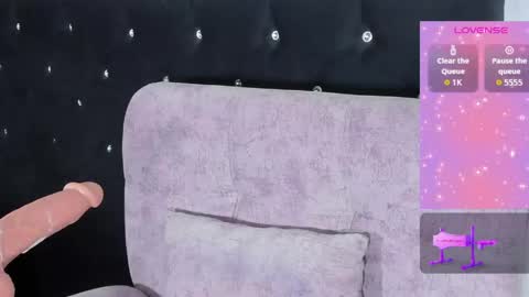 evelin belen1 online show from April 25, 2026, 1:41 pm