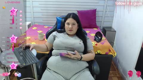 Snapshot of evelin_zaens chatting on February 4, 2025, 7:51 am evelin zaens online show from February 4, 2025, 7:51 am