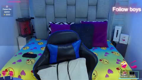 Snapshot of evelin_zaens chatting on October 24, 2025, 7:05 am evelin zaens online show from October 24, 2025, 7:05 am