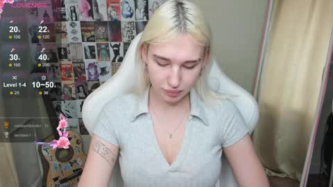 Snapshot of evelinalu chatting on May 7, 2026, 1:11 am Evelina online show from May 7, 2026, 1:11 am