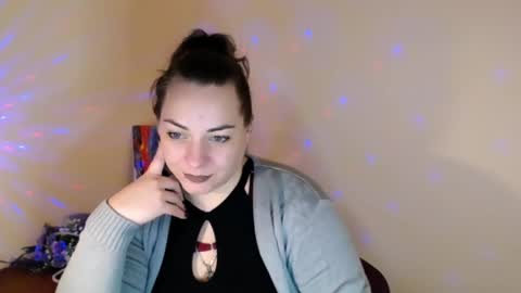 Snapshot of evelineli chatting on February 25, 2025, 2:54 pm Lydia online show from February 25, 2025, 2:54 pm