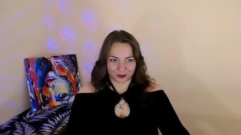 Snapshot of evelineli chatting on October 3, 2025, 11:02 pm Lydia online show from October 3, 2025, 11:02 pm