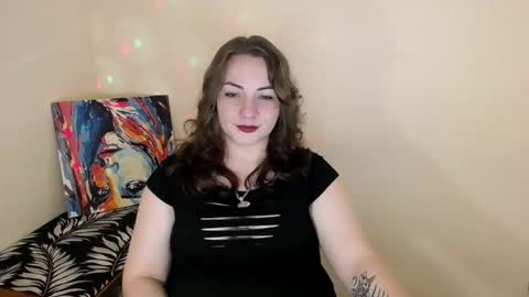 Snapshot of evelineli chatting on October 16, 2025, 8:32 pm Lydia online show from October 16, 2025, 8:32 pm