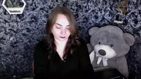 Lydia online show from March 1, 2026, 9:39 pm