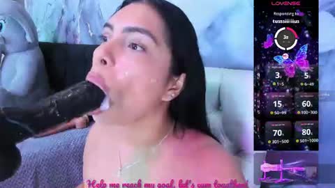 Snapshot of evelinn_belen chatting on July 16, 2026, 1:50 pm Evelinn belen online show from July 16, 2026, 1:50 pm