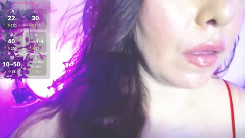 Juliana online show from September 29, 2025, 6:24 pm