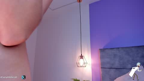 Snapshot of evelyn_millers_11 chatting on January 12, 2025, 9:51 am Evelyn online show from January 12, 2025, 9:51 am