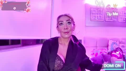 EvelynaGrey online show from February 10, 2026, 1:32 am