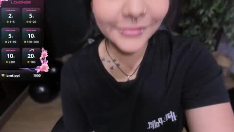  Evelyn  online show from February 7, 2026, 11:36 am