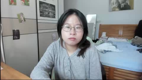 Snapshot of everhigh chatting on October 6, 2025, 8:01 am Coco online show from October 6, 2025, 8:01 am