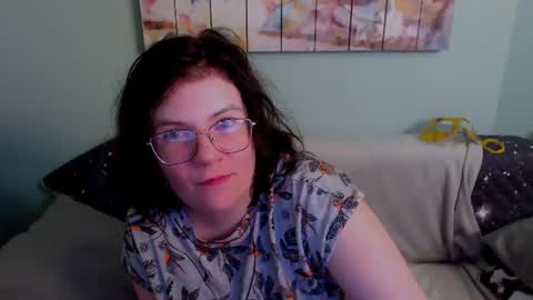 Everly online show from July 5, 2026, 9:00 pm