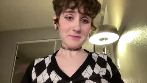 Snapshot of evermoore_24 chatting on January 9, 2025, 3:04 am ever moore online show from January 9, 2025, 3:04 am