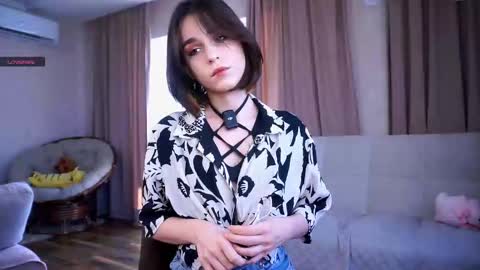 Snapshot of evervessi chatting on September 18, 2025, 7:21 am Anita online show from September 18, 2025, 7:21 am