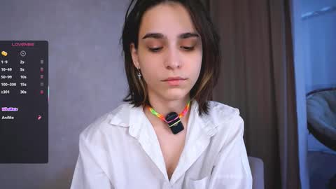 Snapshot of evervessi chatting on October 2, 2025, 8:21 am Anita online show from October 2, 2025, 8:21 am